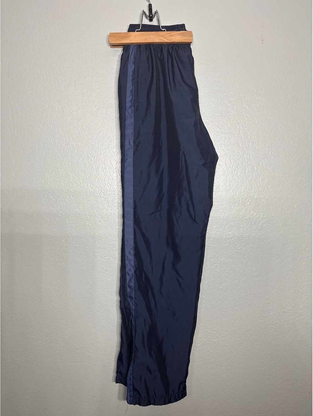 Retro 90s Y2K trackpants tuxedo stripe gap medium zip cuff